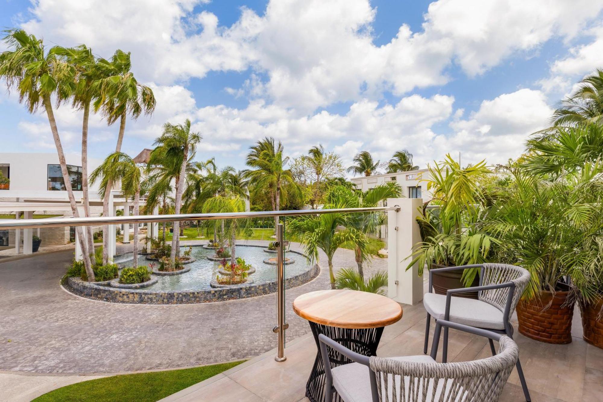 Dreams Cozumel Cape Resort & Spa Exterior photo